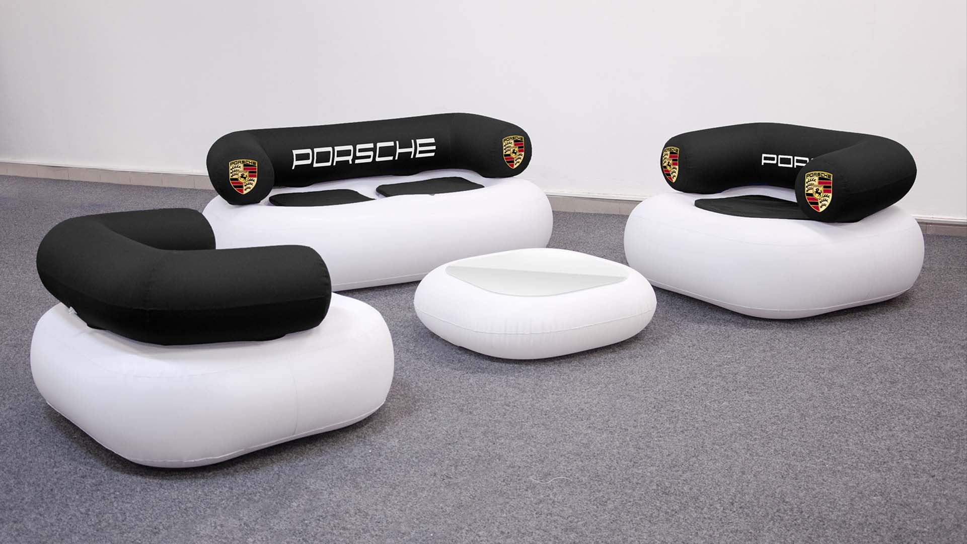 CHILLOUT Porsche - mobilier gonflable